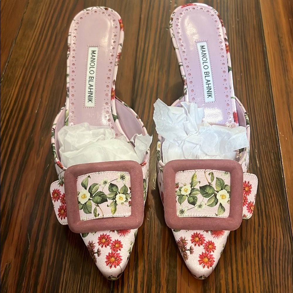 Manolo Blahnik Pink Mules with Decorative Buckle 36.5